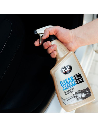 ŚRODEK DO CZYSZCZENIA PLASTIKÓW OSKAR  K217M